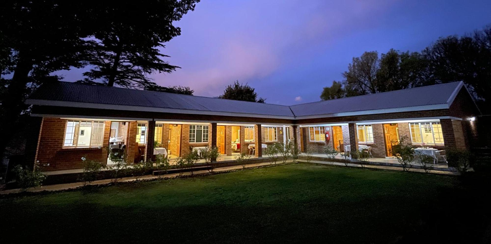 Village Lodge هاريسميذ المظهر الخارجي الصورة