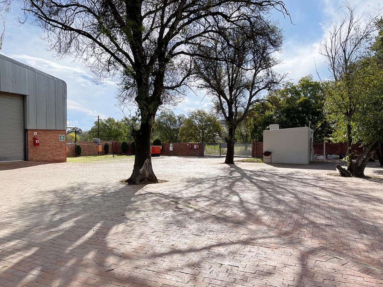 Village Lodge هاريسميذ المظهر الخارجي الصورة
