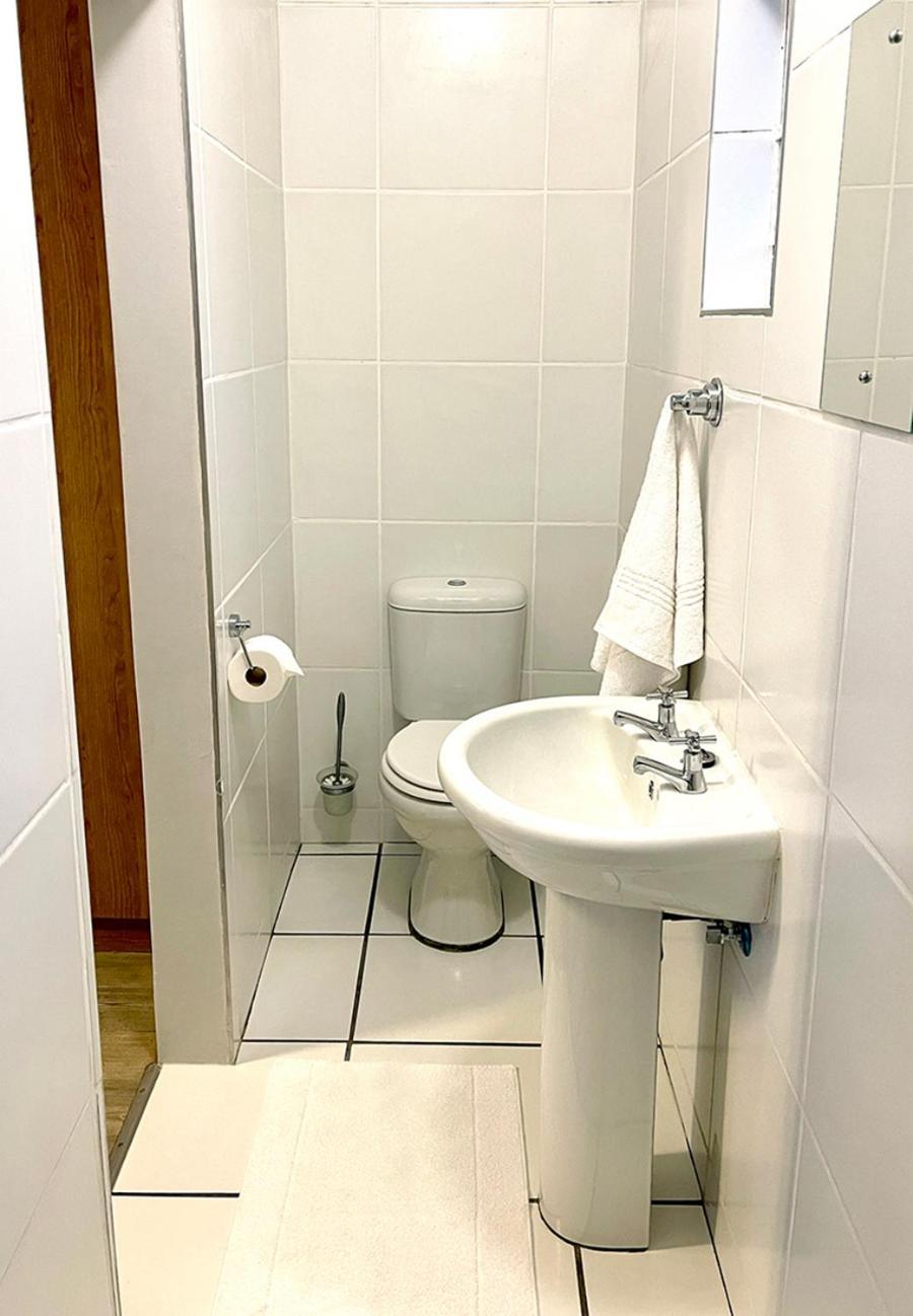 Village Lodge هاريسميذ المظهر الخارجي الصورة